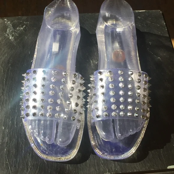 Clear Spiked jelly sandals - Picture 1 of 7